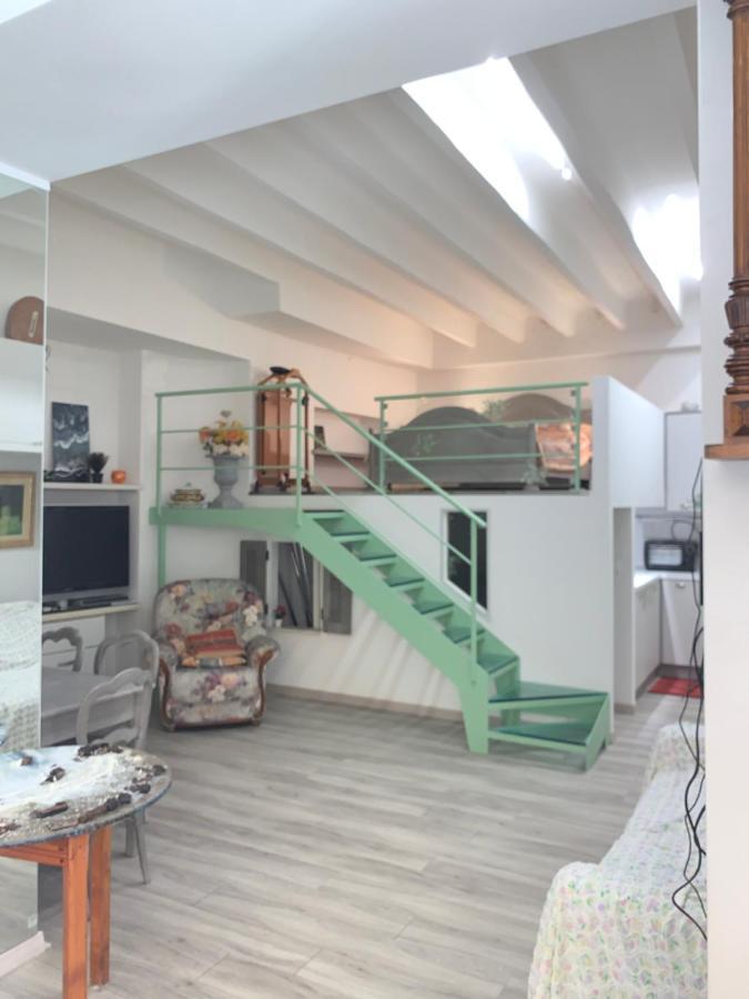 Ferienwohnung Joli Studio au Soleil Menton Exterior foto